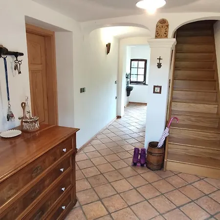 Pri Lipet Holiday home Ziri